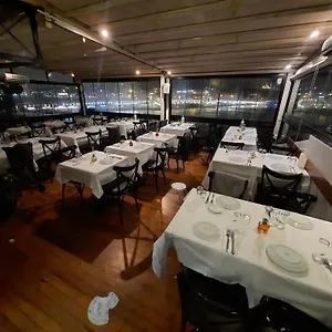 Fanus Karakoey Hotel Istanboel